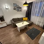 From Sunrise To Sunset At Oak Apartment