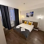 From Sunrise To Sunset At Oak Apartment Smolyan