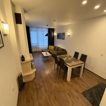 From Sunrise To Sunset At Oak Smolyan