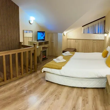 From Sunrise To Sunset At Oak Appartement Smolyan