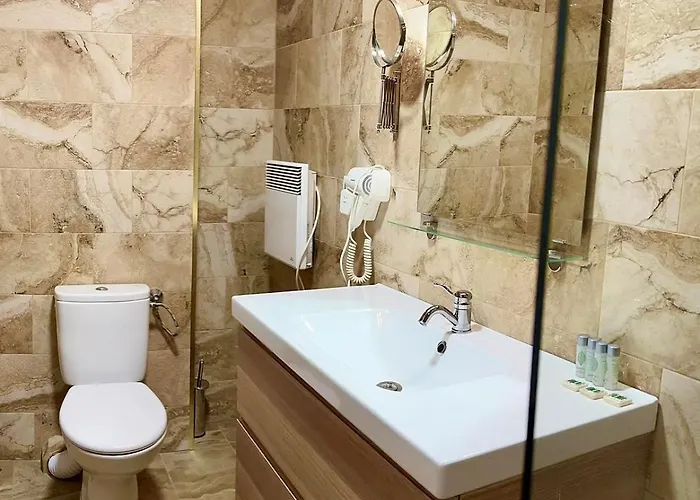 From Sunrise To Sunset At Oak *